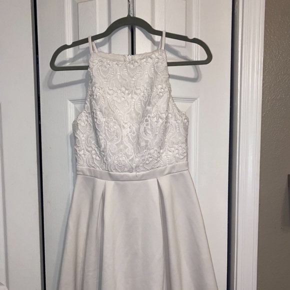 Dress - Picture 1 of 2